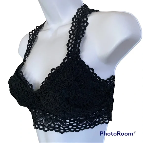 Aerie Women’s Black Racerback Eyelet Bralette - Picture 4 of 6
